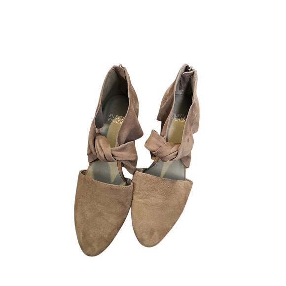 Eileen Fisher beige Mary Twist-Front Suede Pump sz 6 $210 SH220